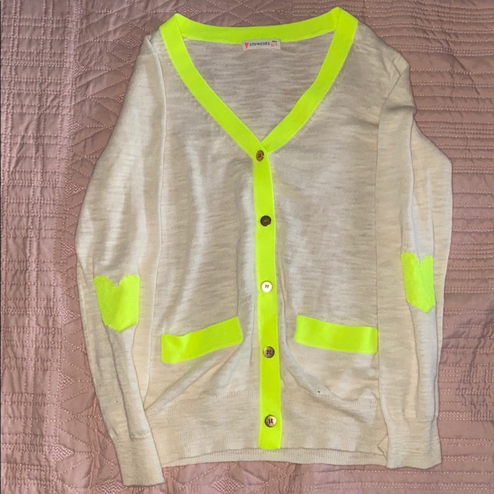 Cute sweater💛